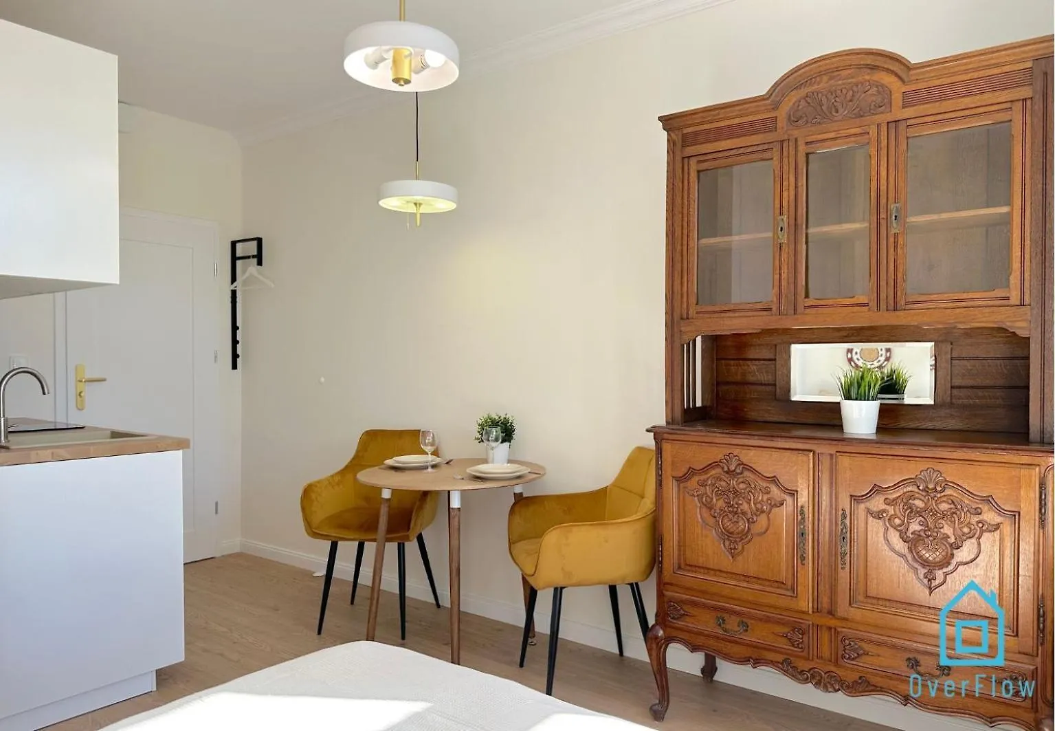 Seredino Navy Apartment- Modern Comfort In A Quiet Location, 5 Minutes To Gdansk Old Town & Seaside Polska